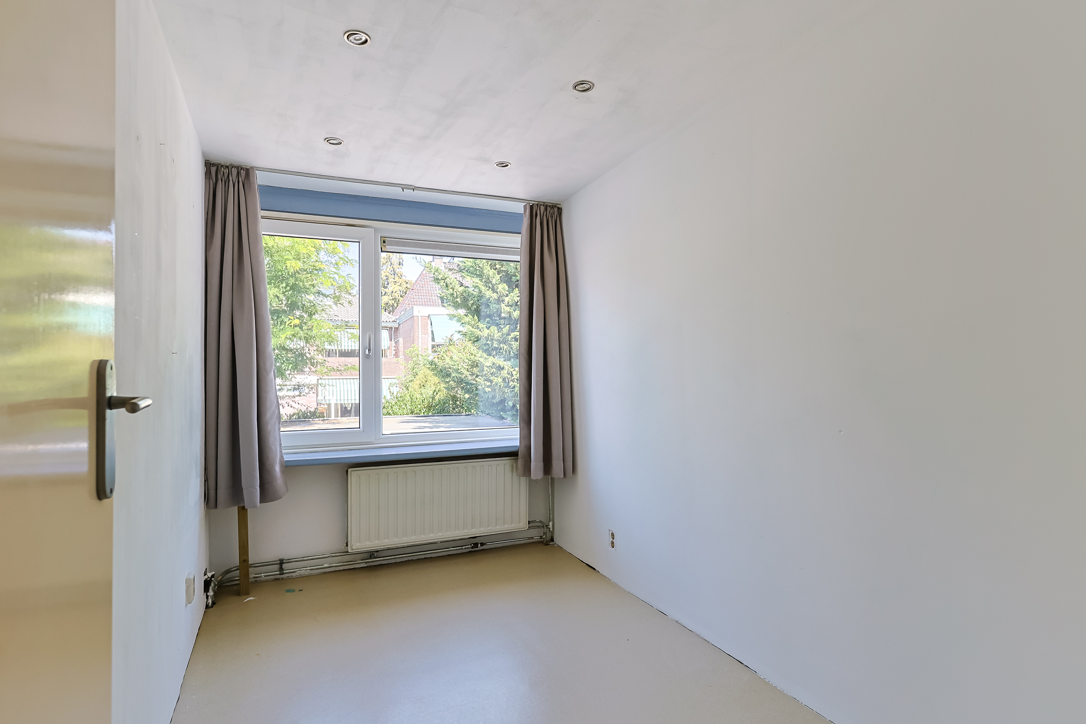 Eengezinswoning Tussenwoning Oranjestraat 46, Alphen aan den Rijn