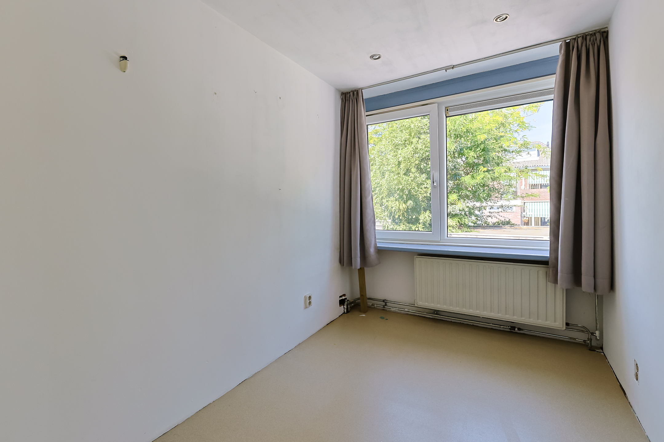 Eengezinswoning Tussenwoning Oranjestraat 46, Alphen aan den Rijn