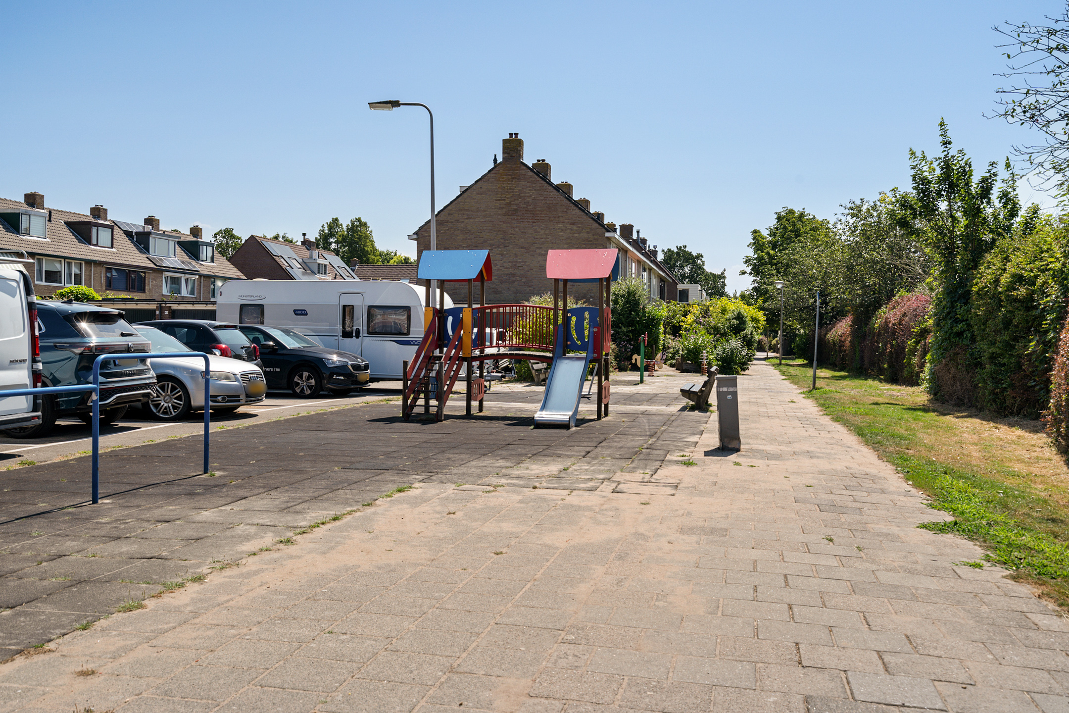 Eengezinswoning Tussenwoning Van Woudeweg 28, Woubrugge