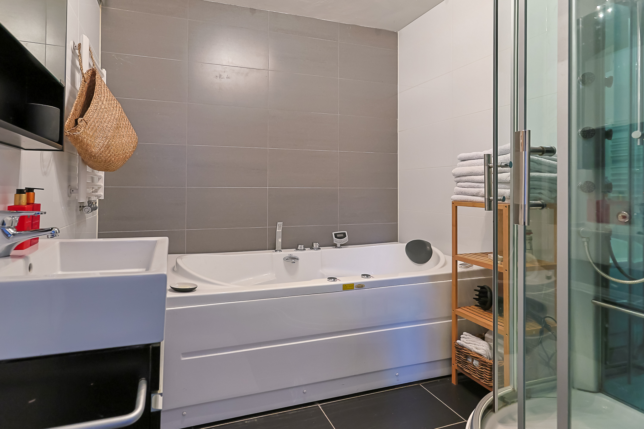 Eengezinswoning Geschakelde woning Groenoord 414, Alphen aan den Rijn