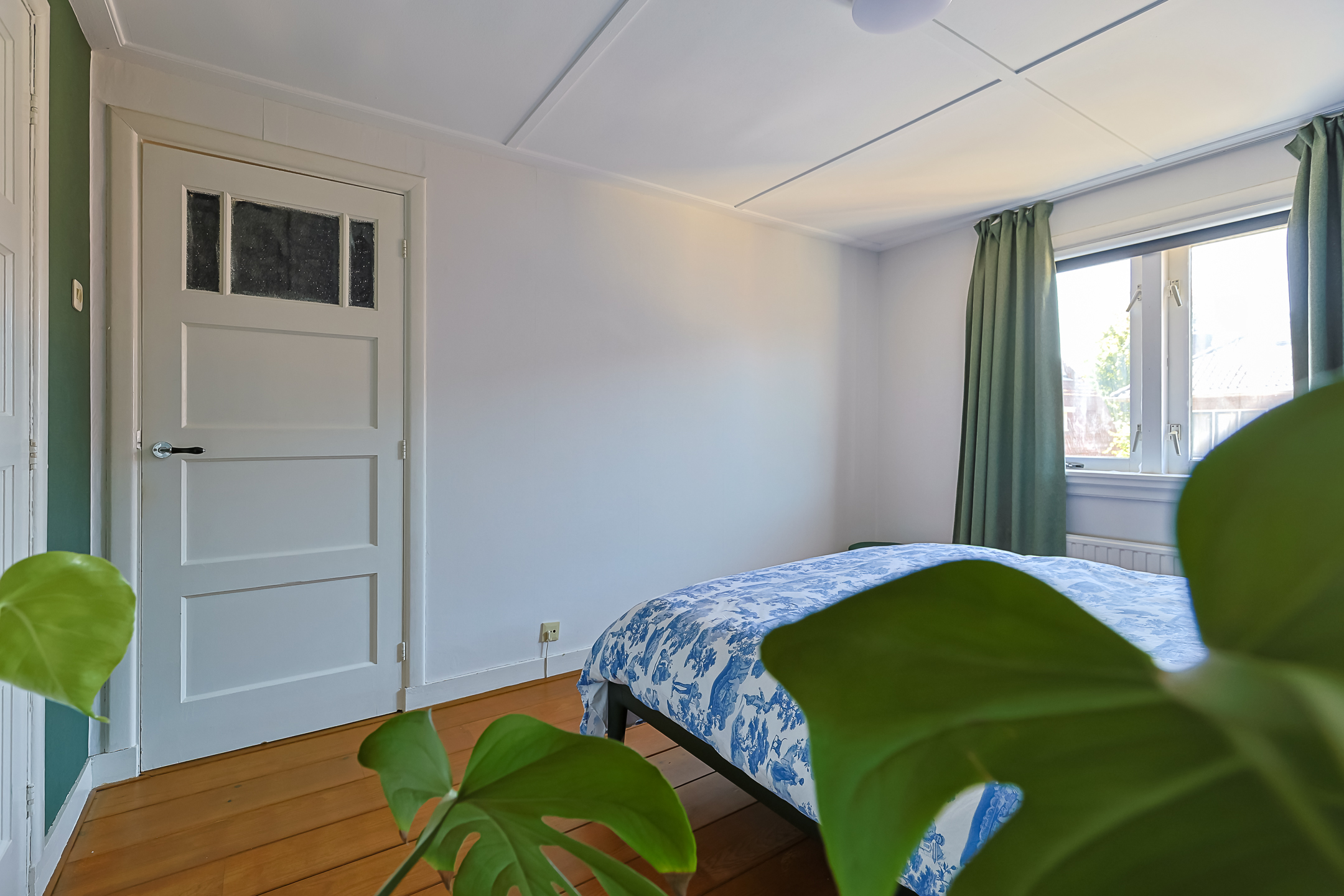 Eengezinswoning Hoekwoning Hortensiastraat 1A, Alphen aan den Rijn