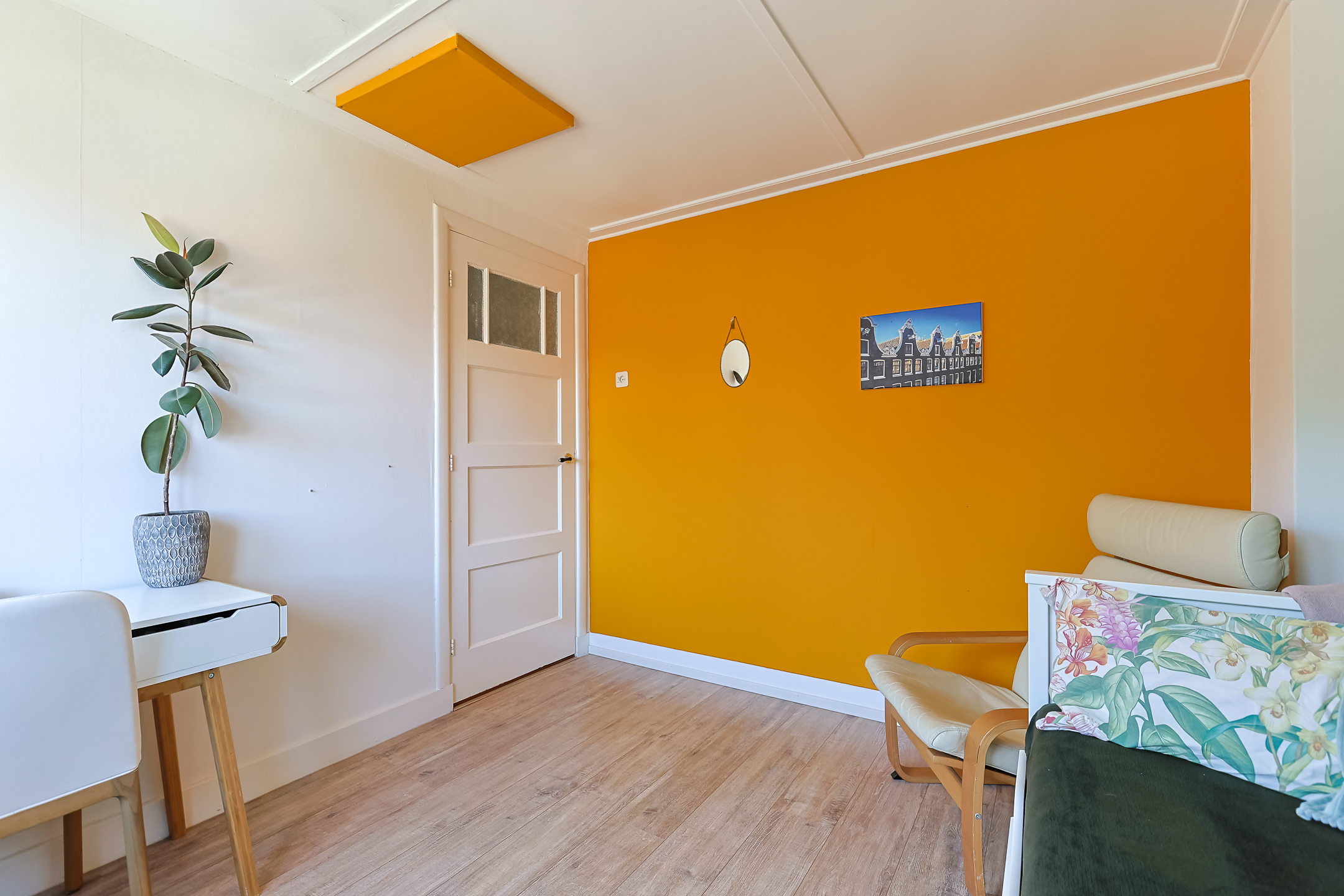 Eengezinswoning Hoekwoning Hortensiastraat 1A, Alphen aan den Rijn