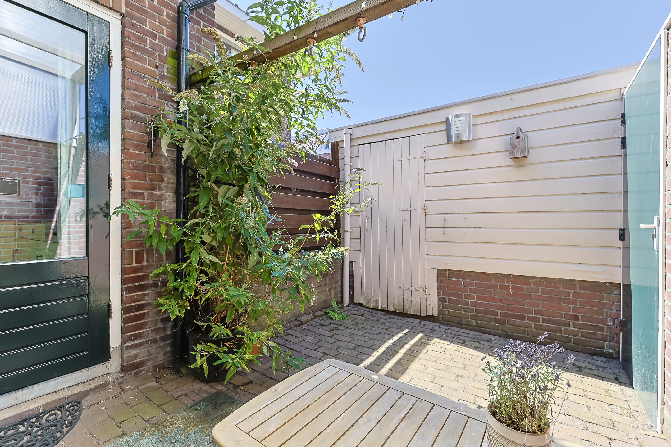 Eengezinswoning Hoekwoning Hortensiastraat 1A, Alphen aan den Rijn