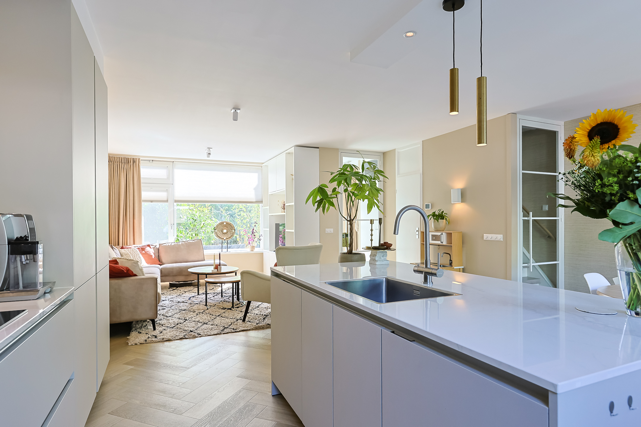 Eengezinswoning Tussenwoning Bremstraat 15, Alphen aan den Rijn