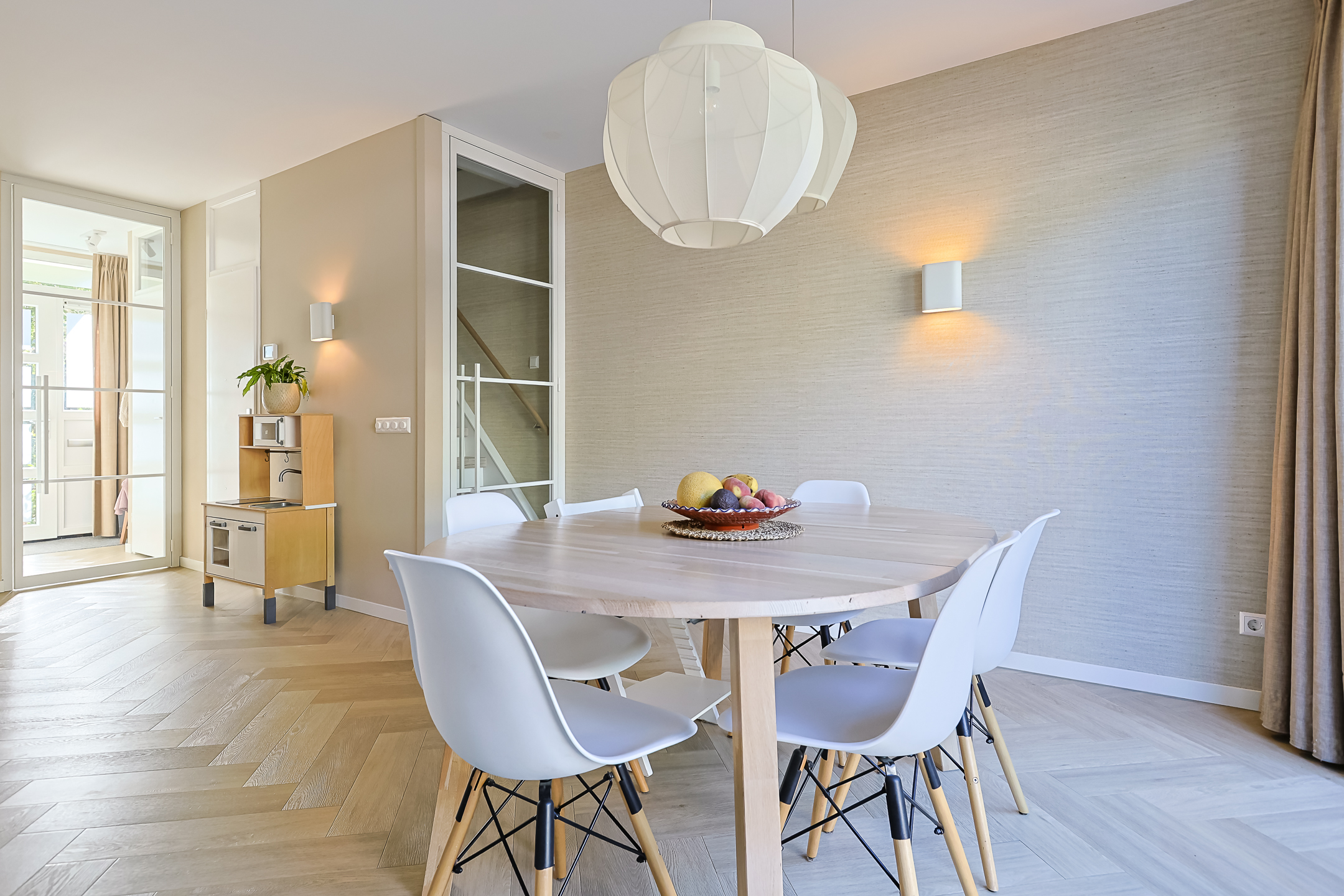 Eengezinswoning Tussenwoning Bremstraat 15, Alphen aan den Rijn