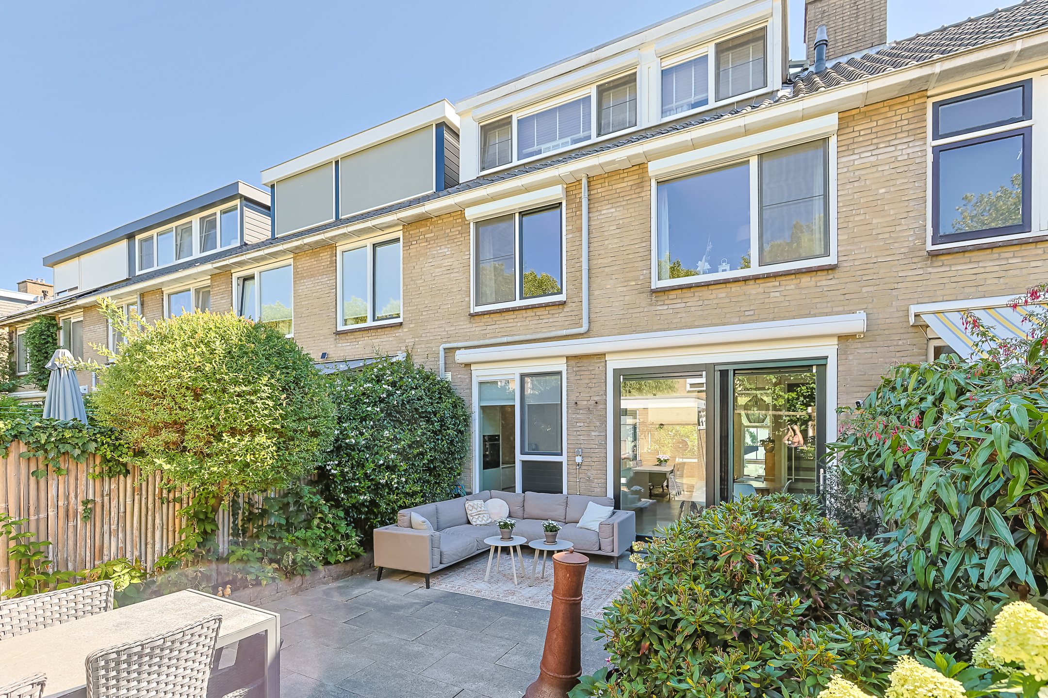 Eengezinswoning Tussenwoning Bremstraat 15, Alphen aan den Rijn