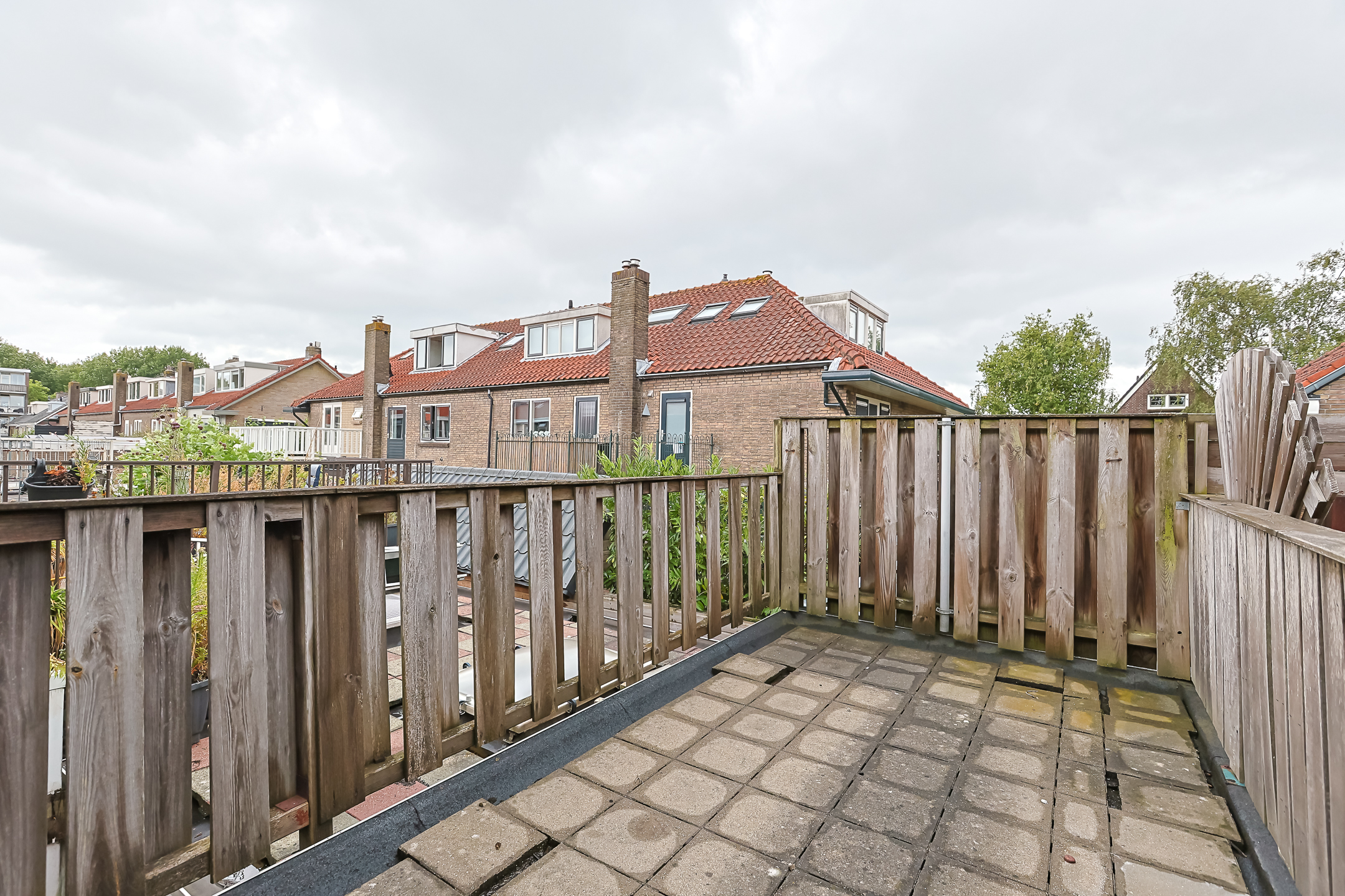 Eengezinswoning Tussenwoning Leliestraat 8, Alphen aan den Rijn