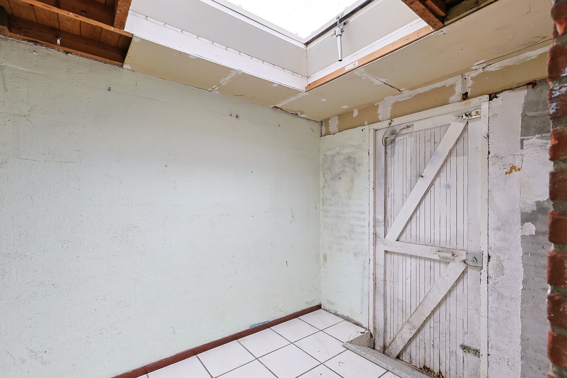 Eengezinswoning Tussenwoning Leliestraat 8, Alphen aan den Rijn