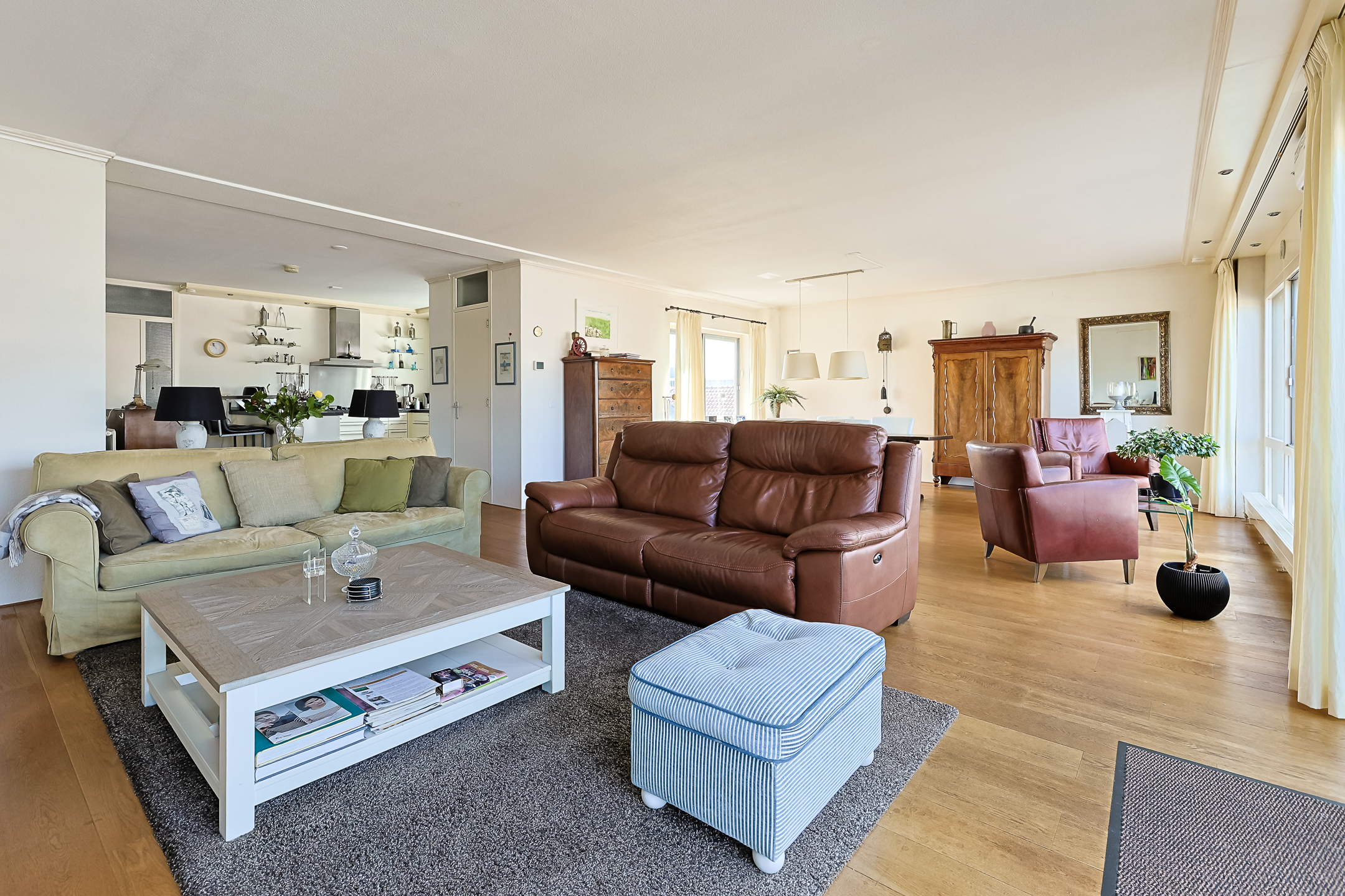 Penthouse Appartement Van Mandersloostraat 43C, Alphen aan den Rijn