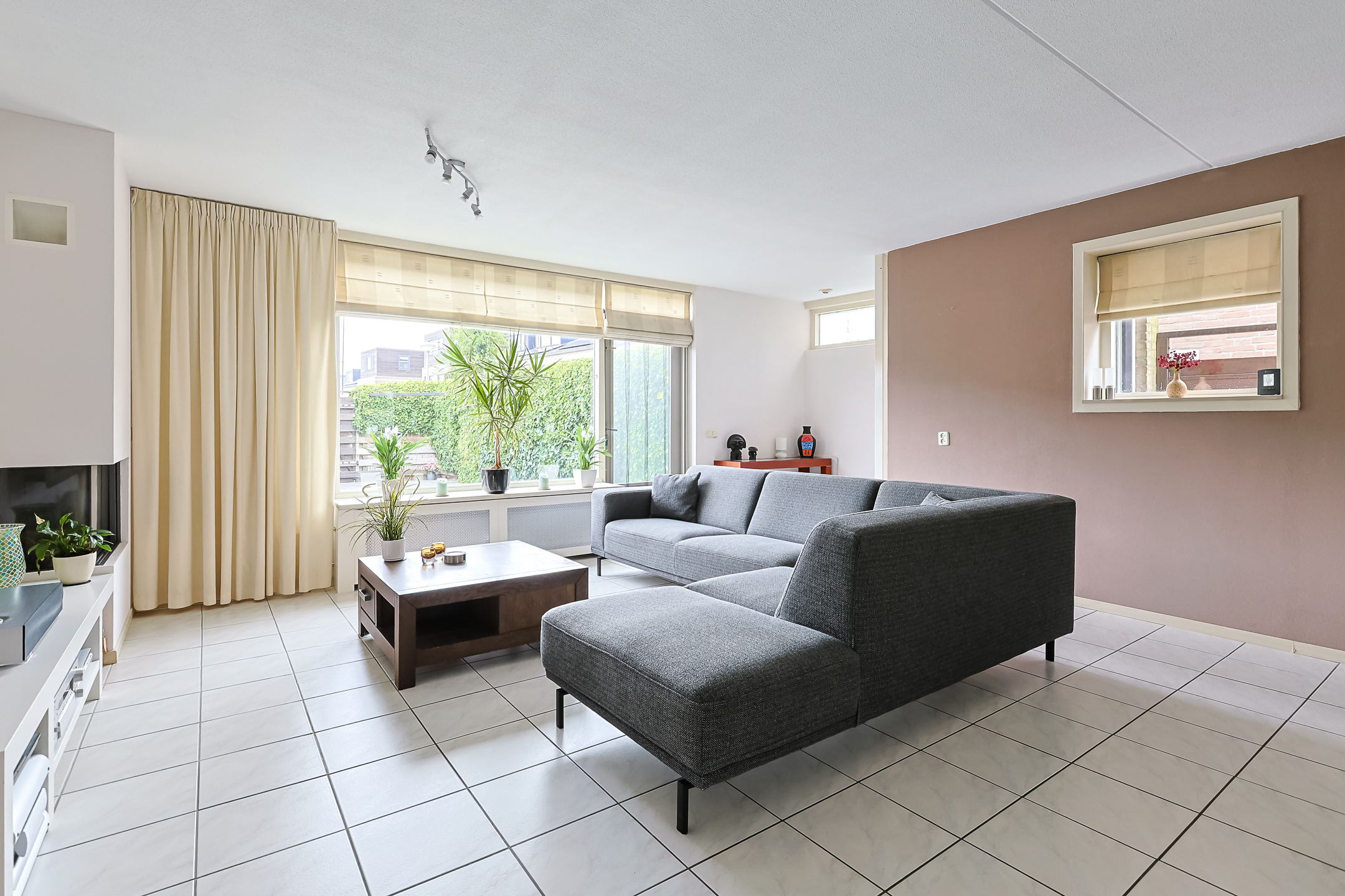 Eengezinswoning Eindwoning Zuiderkeerkring 231, Alphen aan den Rijn