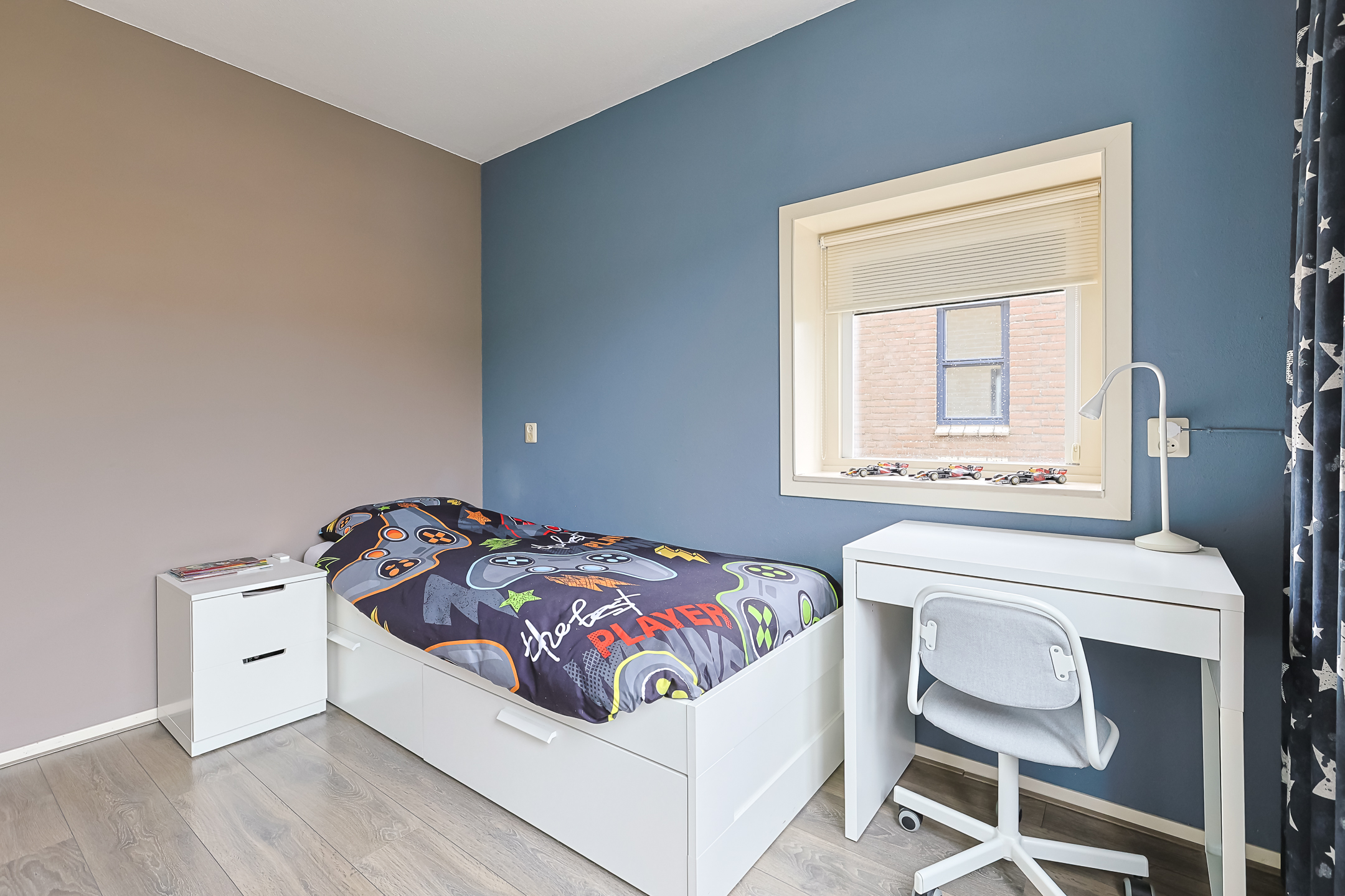 Eengezinswoning Eindwoning Zuiderkeerkring 231, Alphen aan den Rijn