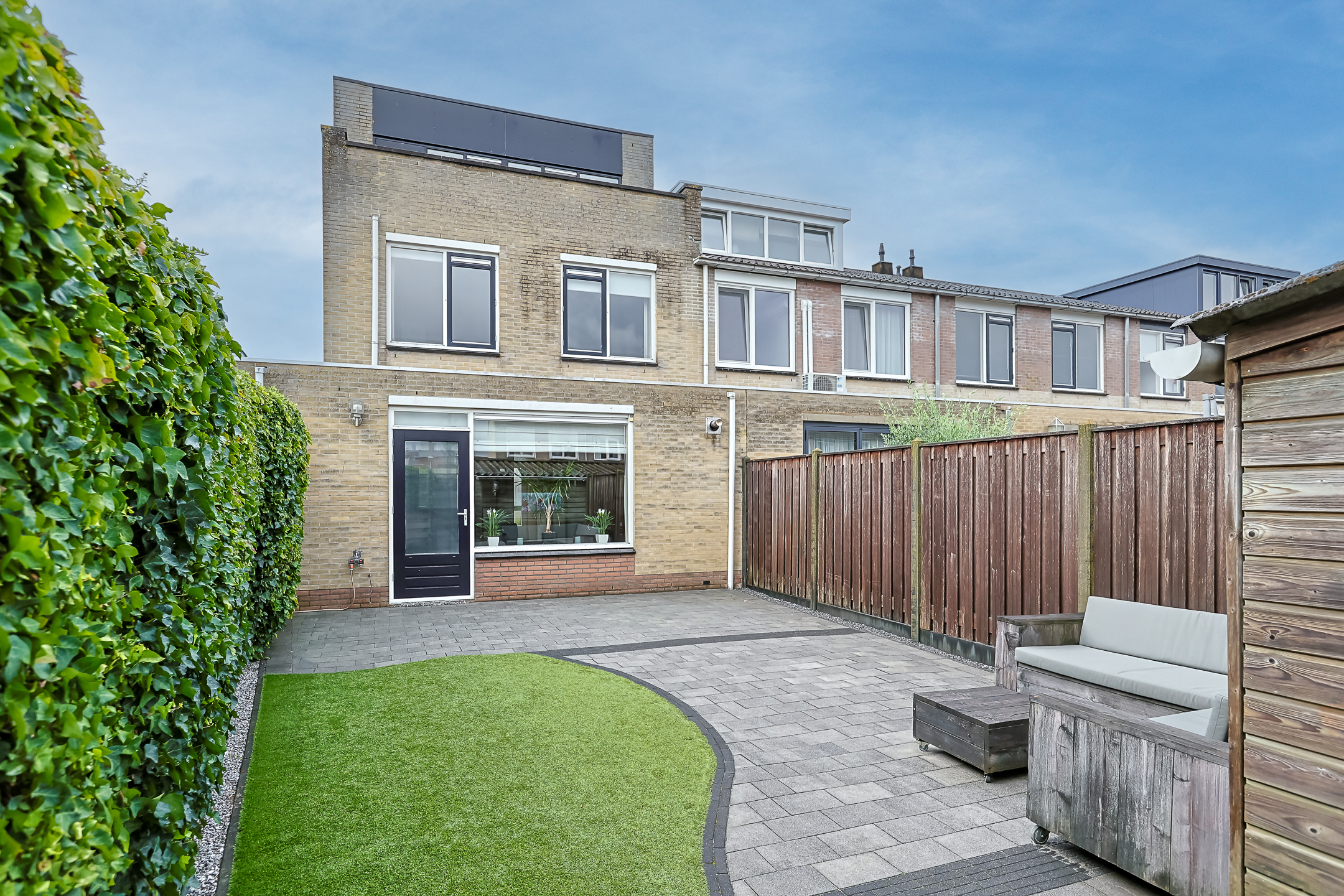 Eengezinswoning Eindwoning Zuiderkeerkring 231, Alphen aan den Rijn