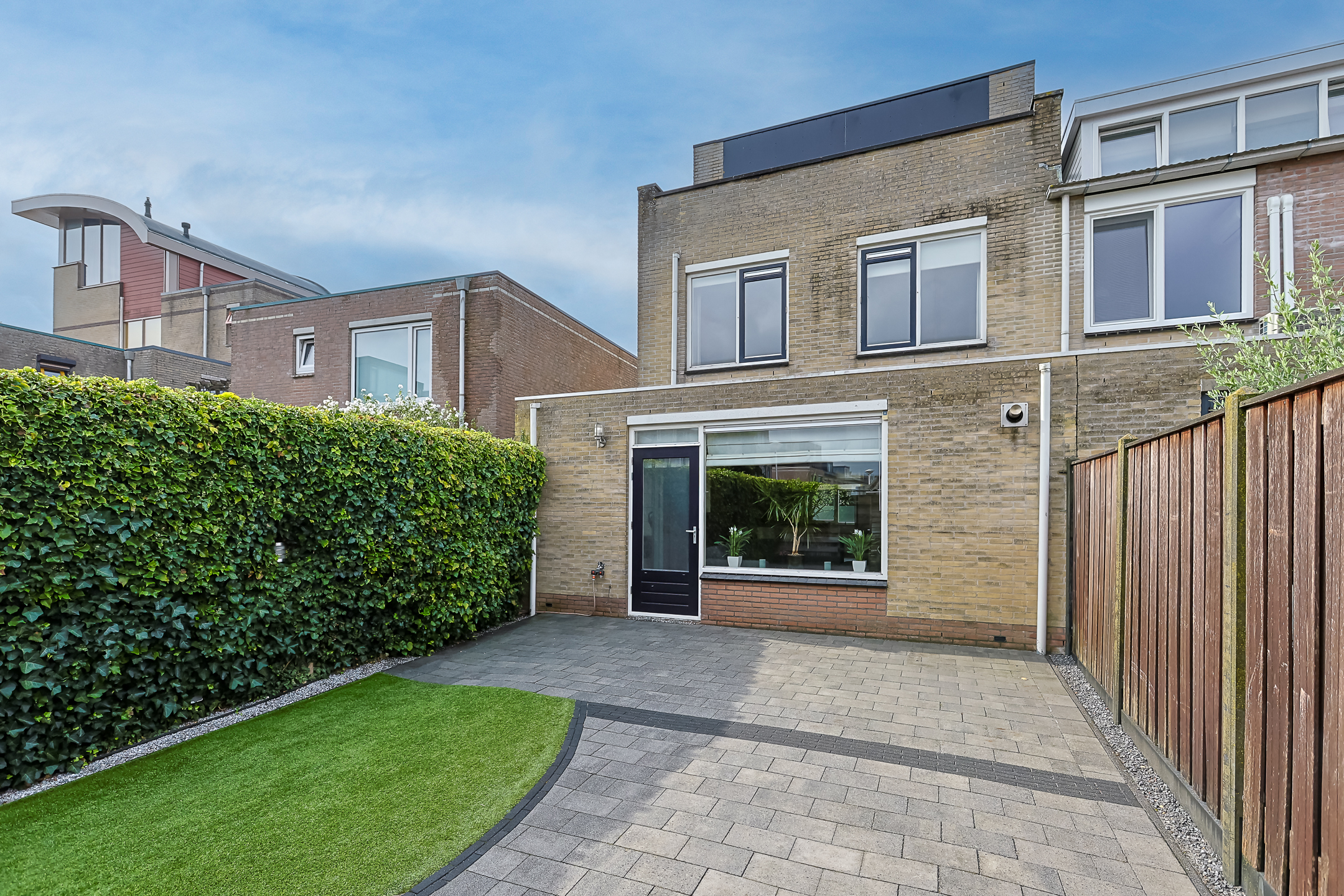 Eengezinswoning Eindwoning Zuiderkeerkring 231, Alphen aan den Rijn