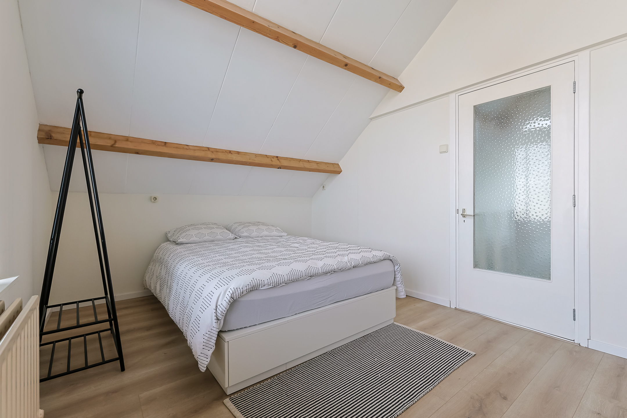 Eengezinswoning Geschakelde woning Anna Van Burenlaan 12, Alphen aan den Rijn