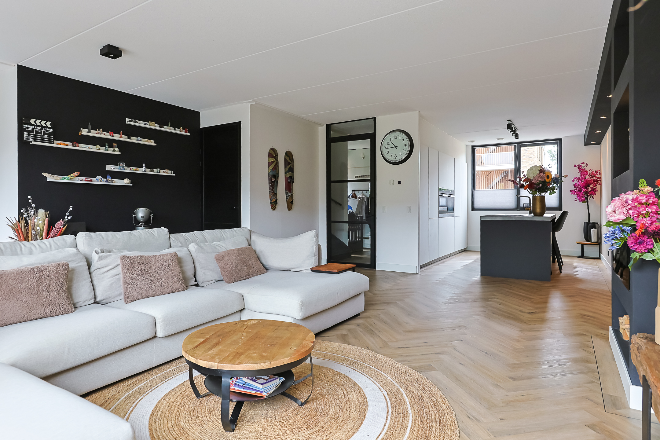 Eengezinswoning Twee onder een kapwoning Lisdodde 96, Alphen aan den Rijn