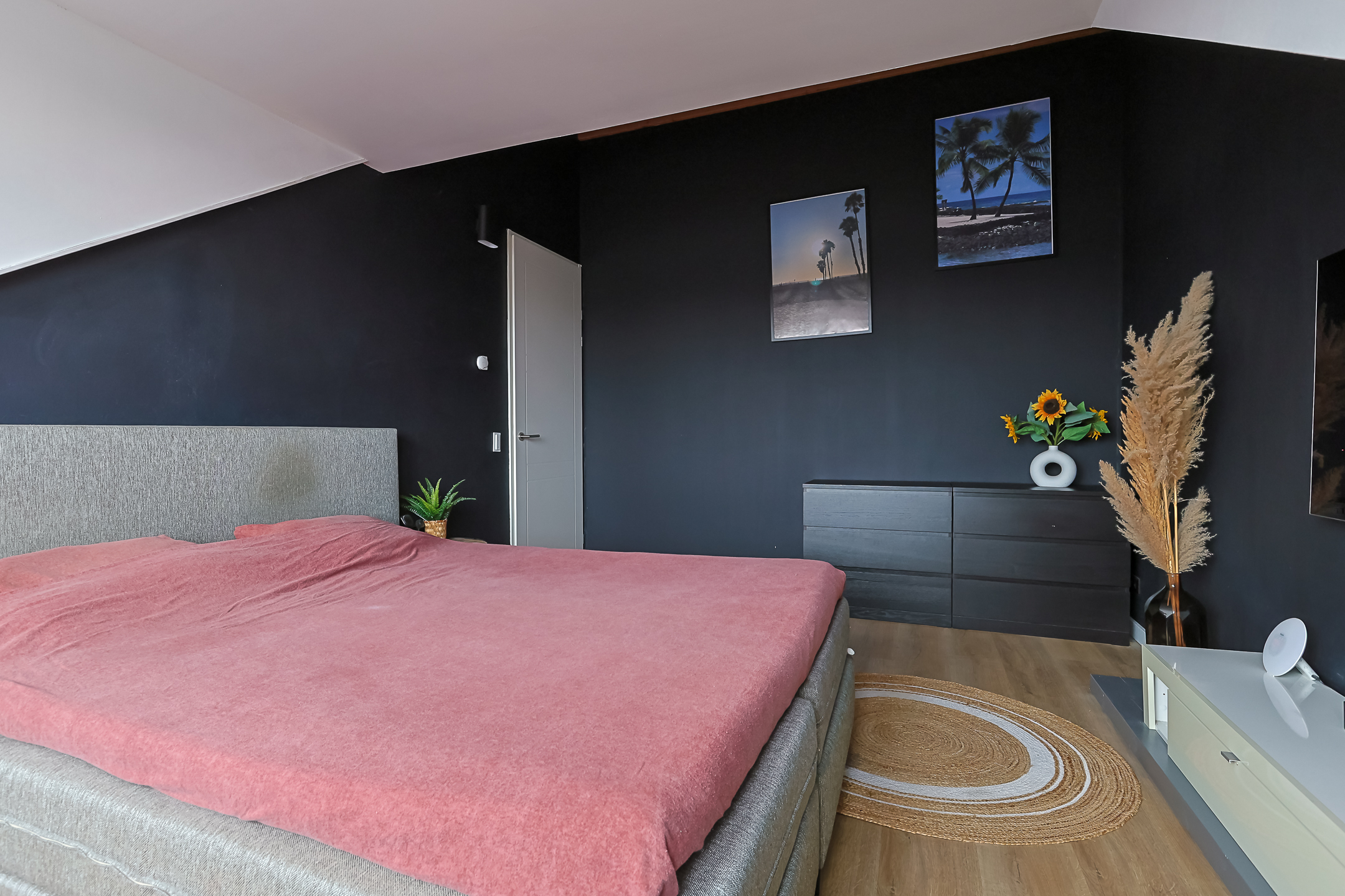 Eengezinswoning Twee onder een kapwoning Lisdodde 96, Alphen aan den Rijn