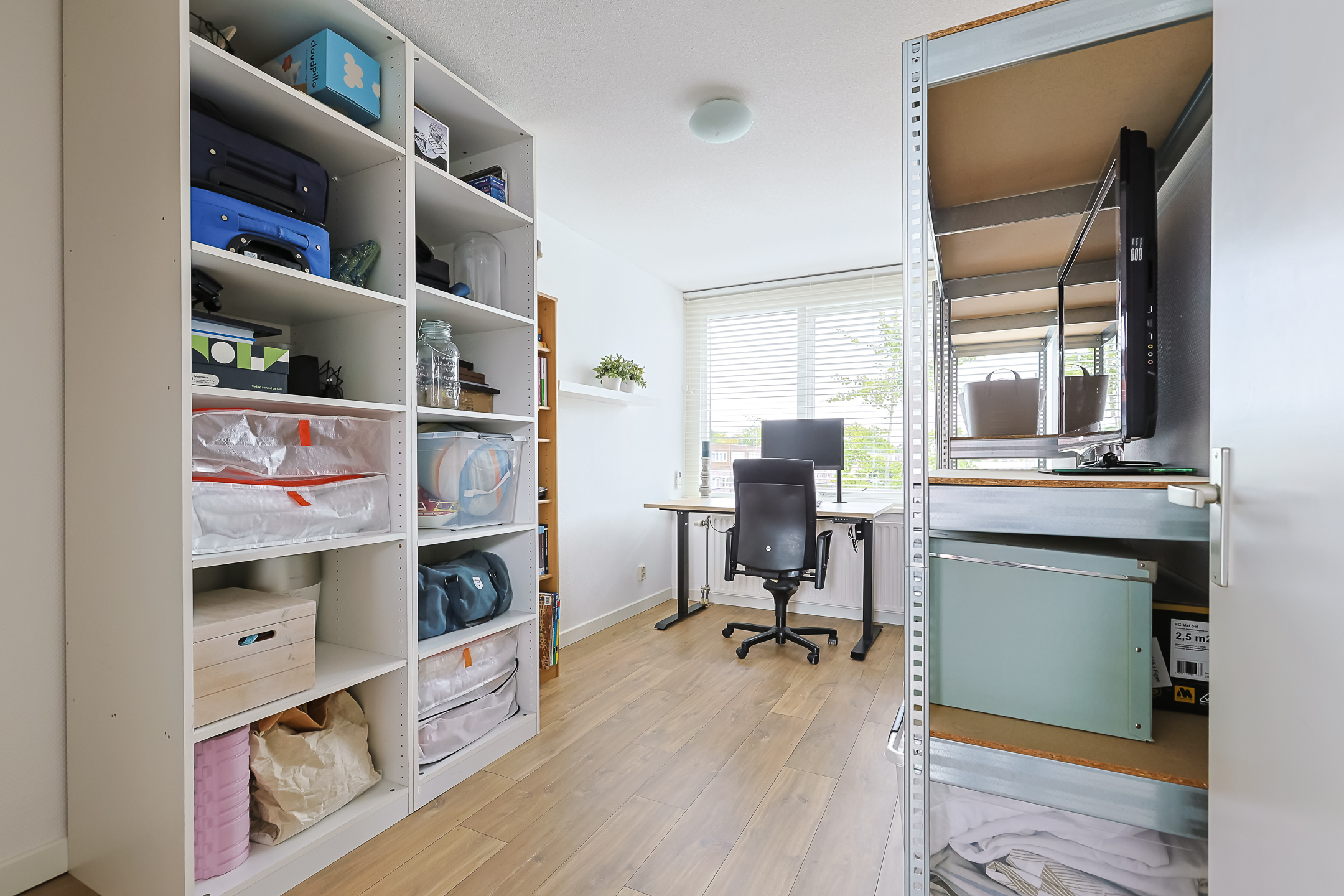 Eengezinswoning Tussenwoning Polderpeil 123, Alphen aan den Rijn