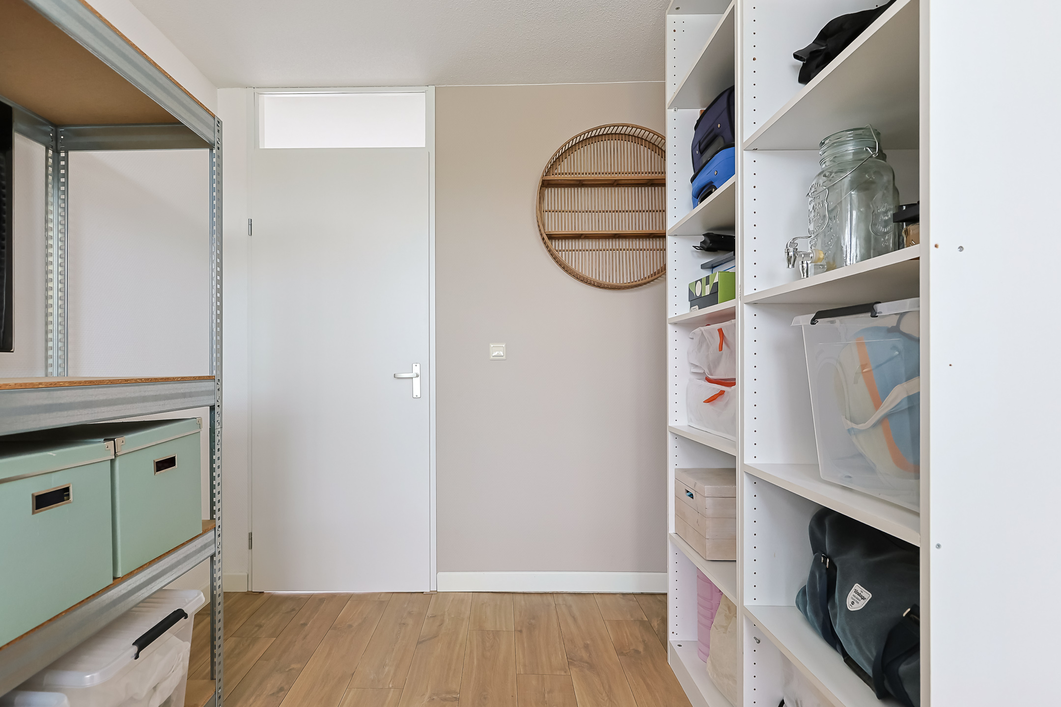 Eengezinswoning Tussenwoning Polderpeil 123, Alphen aan den Rijn