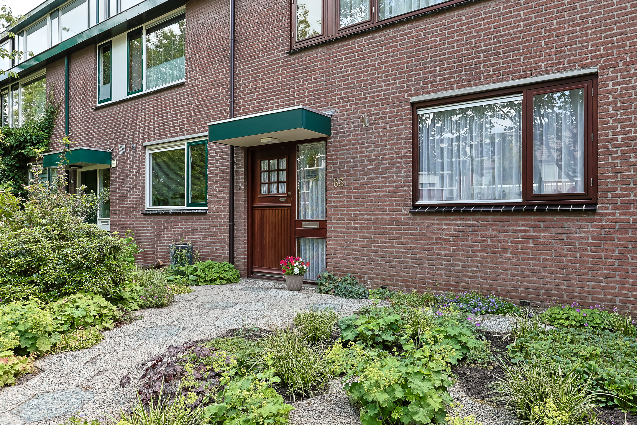 Eengezinswoning Tussenwoning Prins Bernhardstraat 63, Koudekerk aan den Rijn