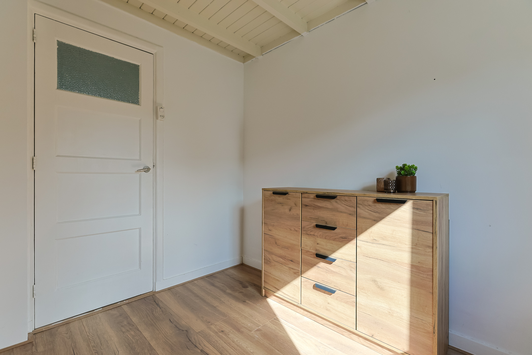 Eengezinswoning Eindwoning Nieuwstraat 30, Alphen aan den Rijn