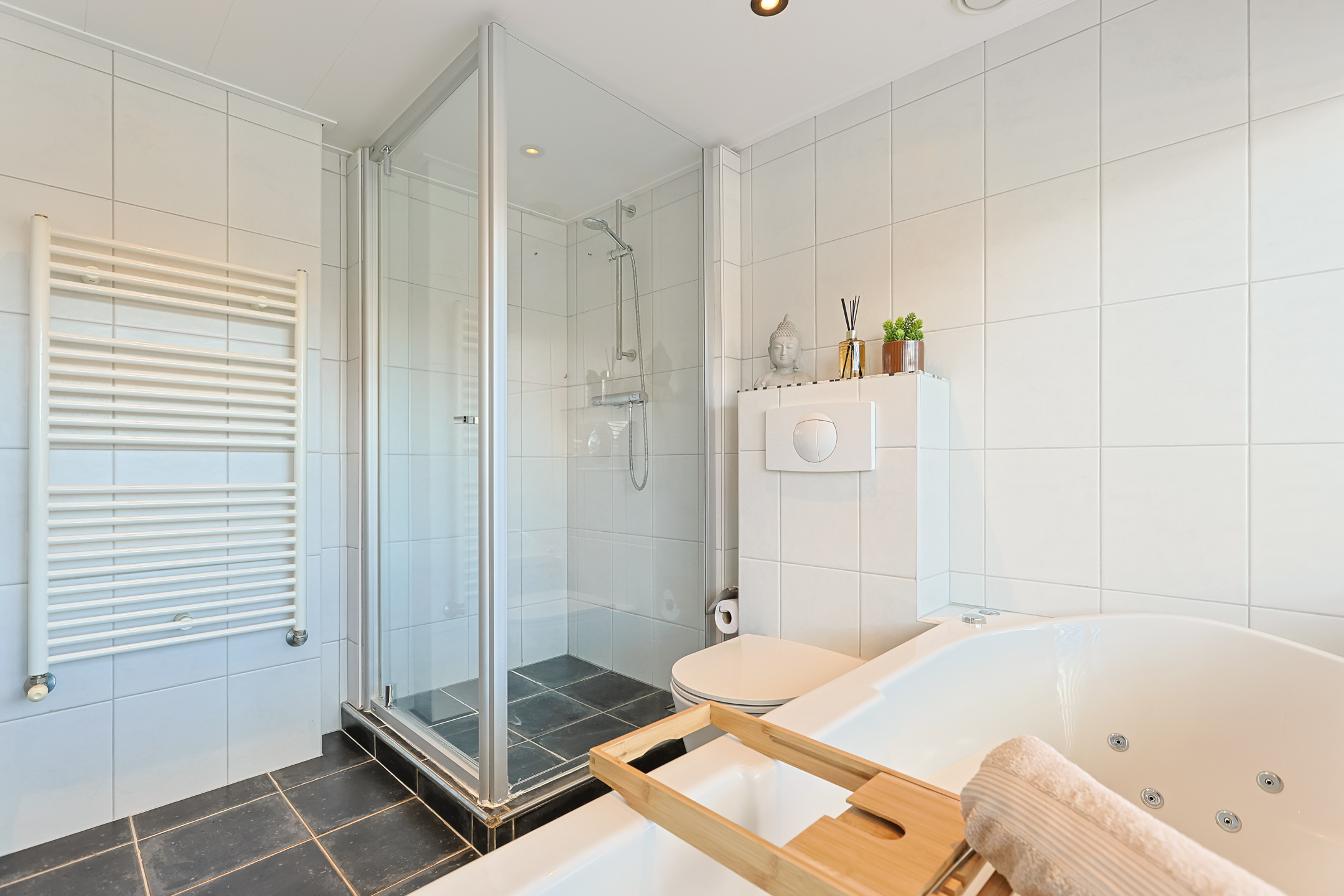 Eengezinswoning Eindwoning Nieuwstraat 30, Alphen aan den Rijn