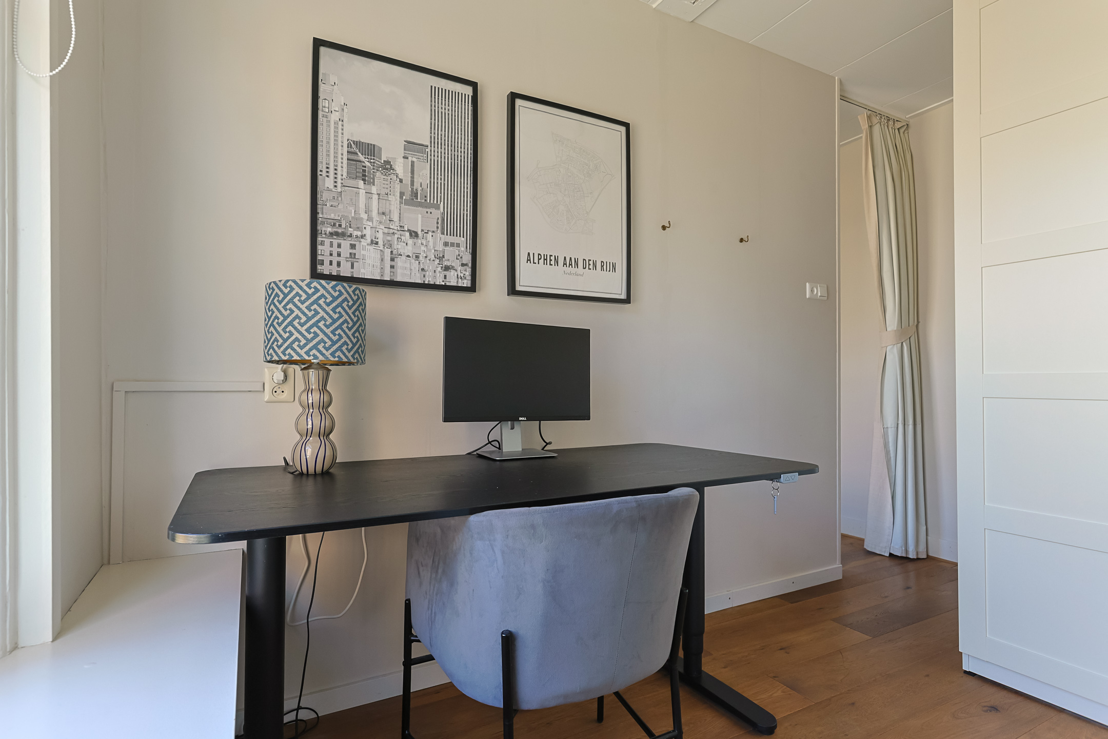 Eengezinswoning Eindwoning Stationsstraat 39, Alphen aan den Rijn