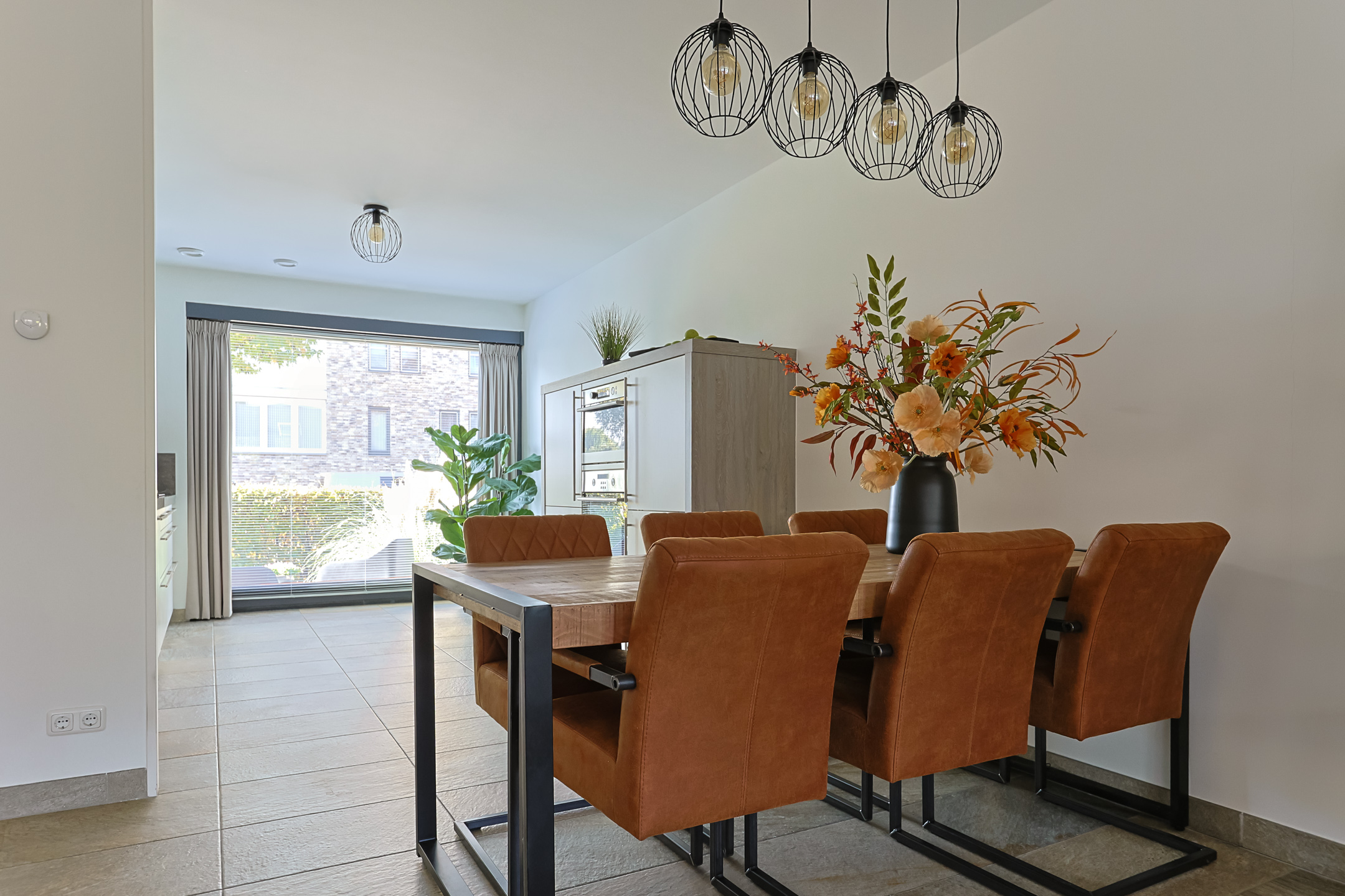 Eengezinswoning Tussenwoning Lisdodde 86, Alphen aan den Rijn