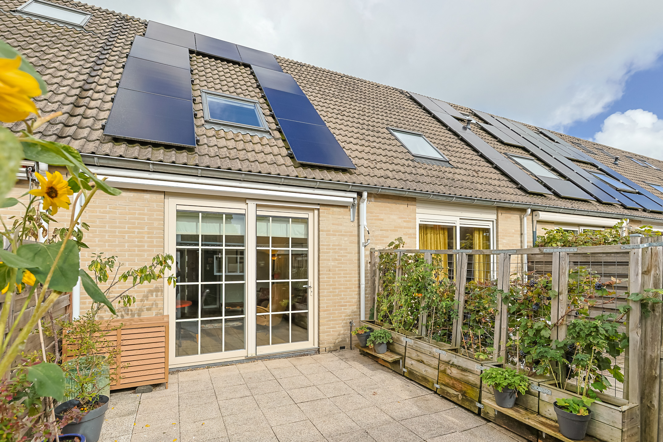 Eengezinswoning Tussenwoning Aalhorst 98, Alphen aan den Rijn