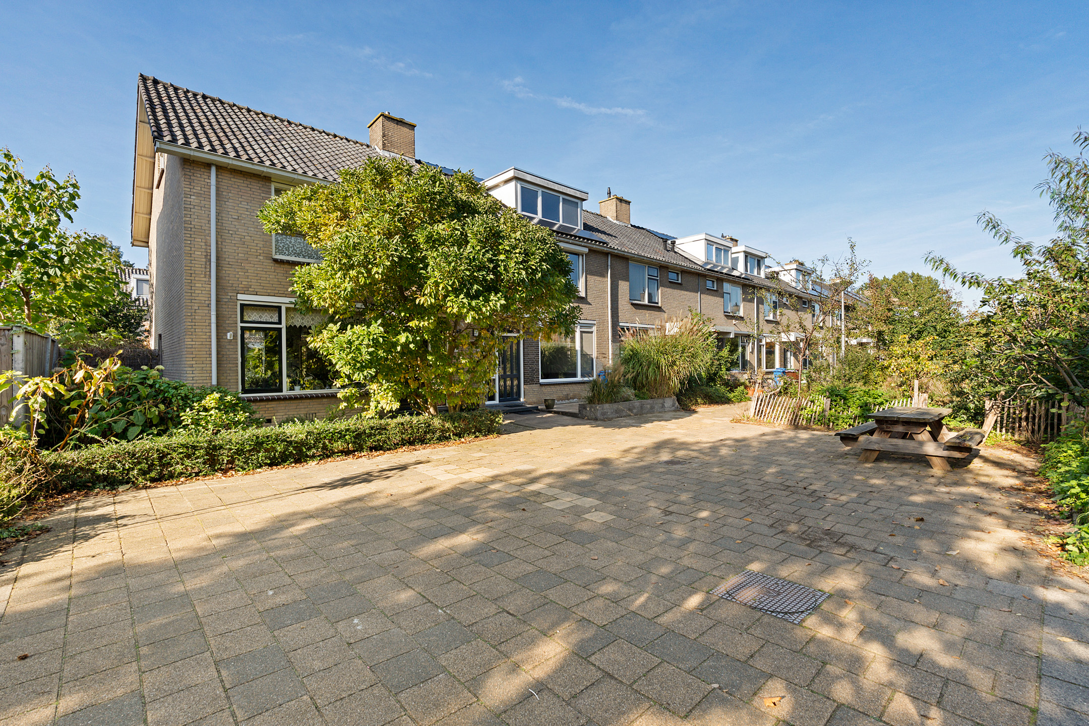 Eengezinswoning Tussenwoning Wikkestraat 60, Alphen aan den Rijn