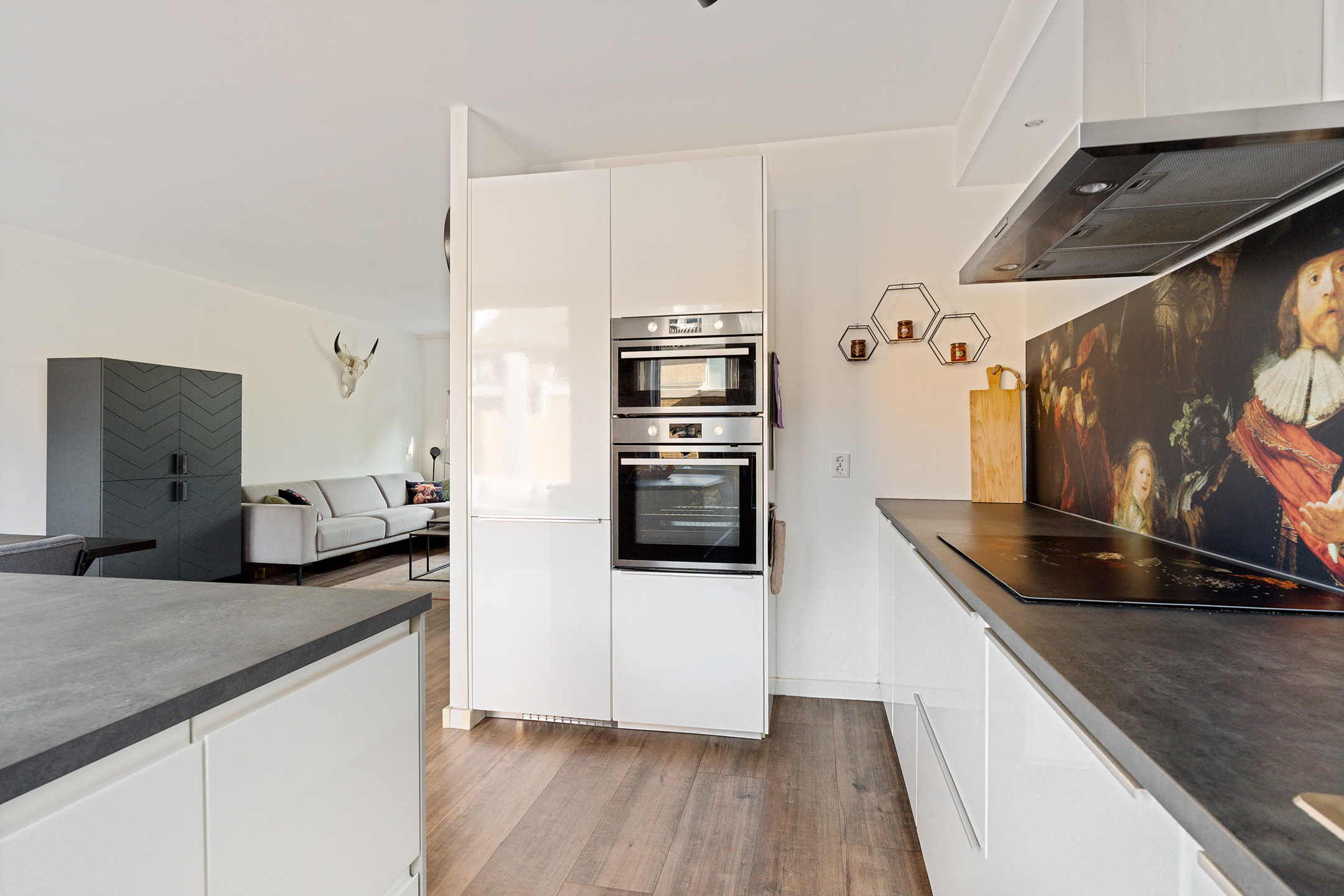 Eengezinswoning Tussenwoning Wikkestraat 60, Alphen aan den Rijn