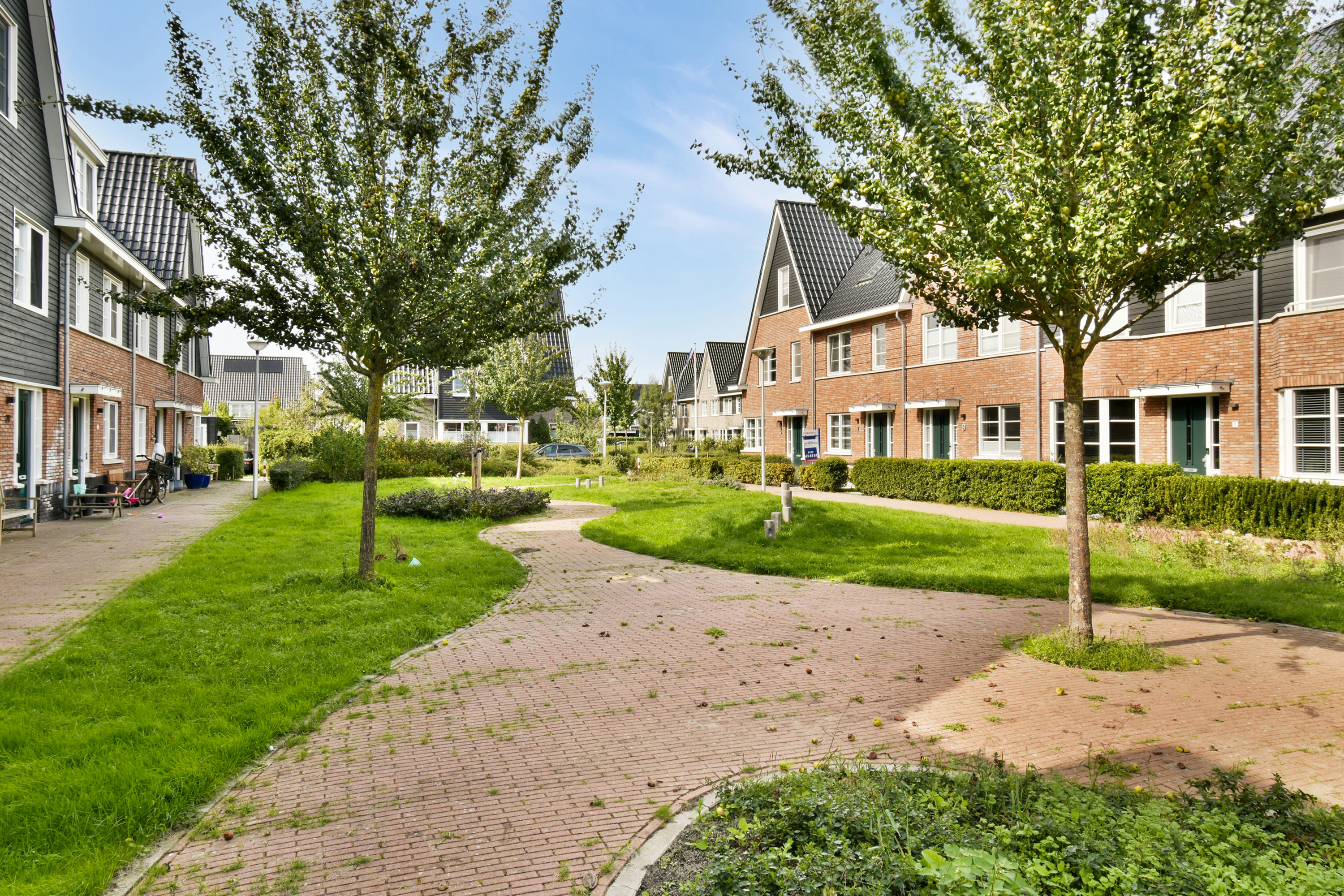 Eengezinswoning Tussenwoning Trappistenlaan 23, Alphen aan den Rijn
