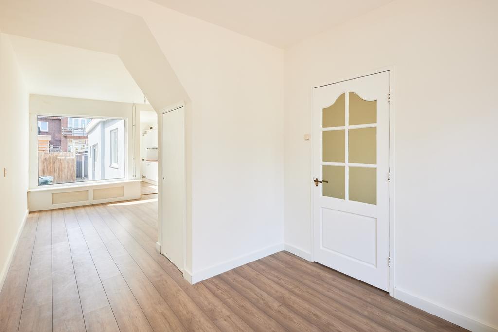 Eengezinswoning Eindwoning Dwarsstraat 3, Alphen aan den Rijn