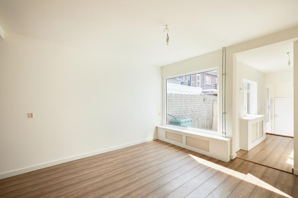 Eengezinswoning Eindwoning Dwarsstraat 3, Alphen aan den Rijn