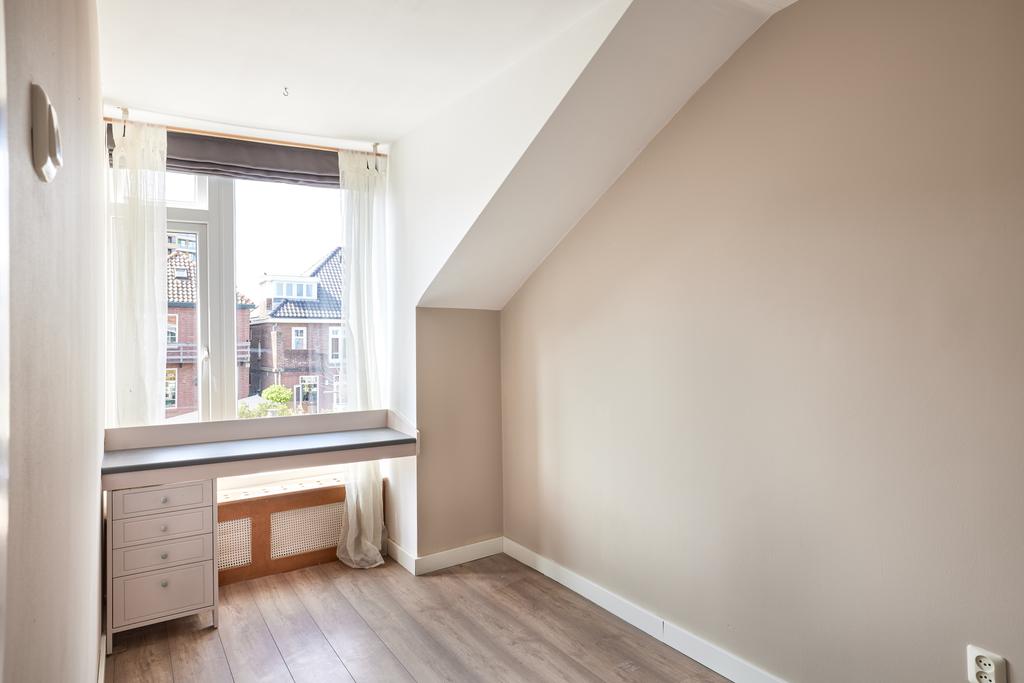 Eengezinswoning Eindwoning Dwarsstraat 3, Alphen aan den Rijn